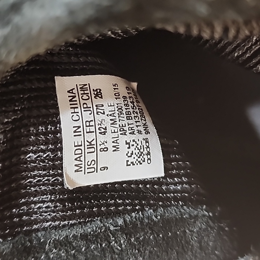 Adidas Yeezy Boost 750 Triple Black | Size: 9 Mens | Black - Picture 7 of 11